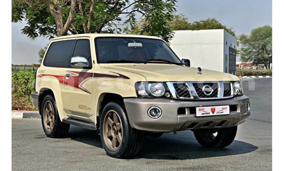 Acheter Import Voiture Nissan Patrol Beige à Import - Dubai, Barh el Gazel Acheter Import Voiture Nissan Patrol Beige à Import - Dubai, Barh el Gazel