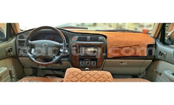 Acheter Import Voiture Nissan Patrol Beige à Import - Dubai, Barh el Gazel Acheter Import Voiture Nissan Patrol Beige à Import - Dubai, Barh el Gazel