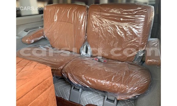Acheter Import Voiture Nissan Patrol Beige à Import - Dubai, Barh el Gazel Acheter Import Voiture Nissan Patrol Beige à Import - Dubai, Barh el Gazel