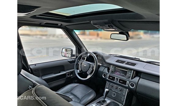 Buy Import Land Rover Range Rover White Car in Import - Dubai in Barh el Gazel Buy Import Land Rover Range Rover White Car in Import - Dubai in Barh el Gazel