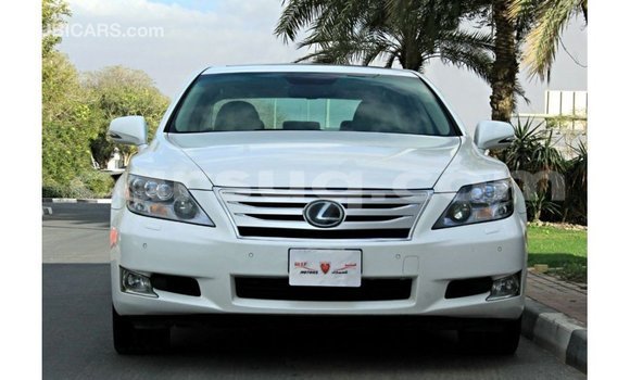 Acheter Import Voiture Lexus LS Blanc à Import - Dubai, Barh el Gazel Acheter Import Voiture Lexus LS Blanc à Import - Dubai, Barh el Gazel