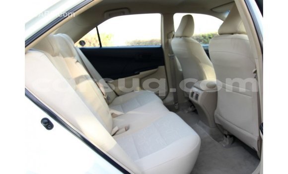 Acheter Import Voiture Toyota Camry Blanc à Import - Dubai, Barh el Gazel Acheter Import Voiture Toyota Camry Blanc à Import - Dubai, Barh el Gazel