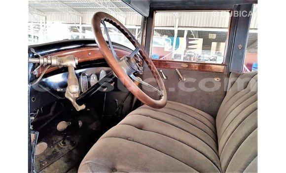 Acheter Import Voiture Buick Electra Bleu à Import - Dubai, Barh el Gazel Acheter Import Voiture Buick Electra Bleu à Import - Dubai, Barh el Gazel