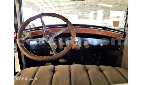 Acheter Import Voiture Buick Electra Bleu à Import - Dubai, Barh el Gazel Acheter Import Voiture Buick Electra Bleu à Import - Dubai, Barh el Gazel