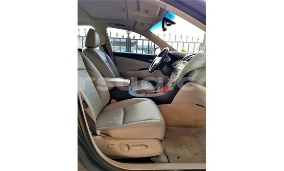 Buy Import Lexus ES Other Car in Import - Dubai in Barh el Gazel Buy Import Lexus ES Other Car in Import - Dubai in Barh el Gazel