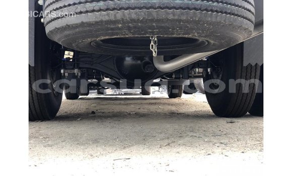 Acheter Import Voiture Isuzu Rodeo Blanc à Import - Dubai, Barh el Gazel Acheter Import Voiture Isuzu Rodeo Blanc à Import - Dubai, Barh el Gazel