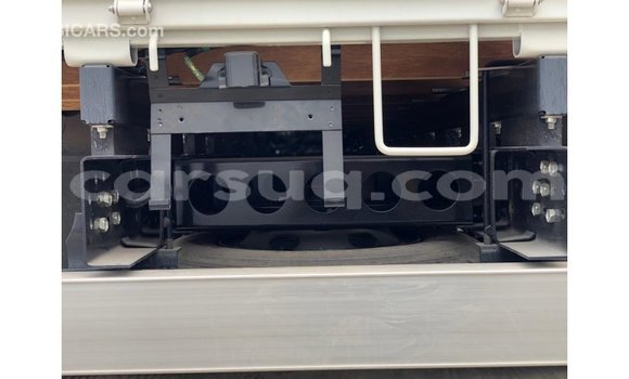 Acheter Import Voiture Isuzu Rodeo Blanc à Import - Dubai, Barh el Gazel Acheter Import Voiture Isuzu Rodeo Blanc à Import - Dubai, Barh el Gazel