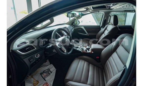 Acheter Import Voiture Mitsubishi Montero Noir à Import - Dubai, Barh el Gazel Acheter Import Voiture Mitsubishi Montero Noir à Import - Dubai, Barh el Gazel