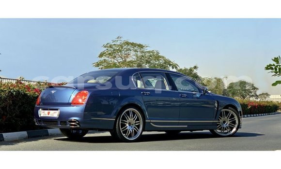 Acheter Import Voiture Bentley Continental Flying Spur Bleu à Import - Dubai, Barh el Gazel Acheter Import Voiture Bentley Continental Flying Spur Bleu à Import - Dubai, Barh el Gazel