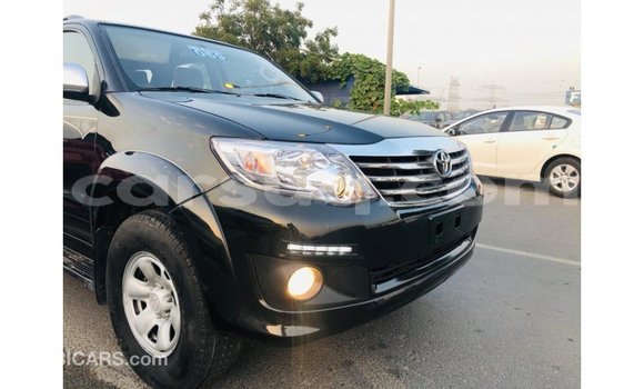 Acheter Import Voiture Toyota Fortuner Noir à Import - Dubai, Barh el Gazel Acheter Import Voiture Toyota Fortuner Noir à Import - Dubai, Barh el Gazel