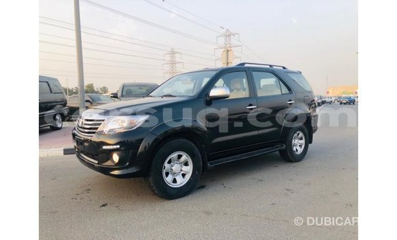 Acheter Import Voiture Toyota Fortuner Noir à Import - Dubai, Barh el Gazel Acheter Import Voiture Toyota Fortuner Noir à Import - Dubai, Barh el Gazel