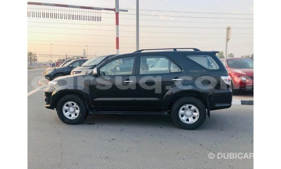 Acheter Import Voiture Toyota Fortuner Noir à Import - Dubai, Barh el Gazel Acheter Import Voiture Toyota Fortuner Noir à Import - Dubai, Barh el Gazel