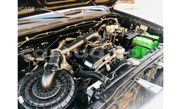 Acheter Import Voiture Toyota Fortuner Noir à Import - Dubai, Barh el Gazel Acheter Import Voiture Toyota Fortuner Noir à Import - Dubai, Barh el Gazel