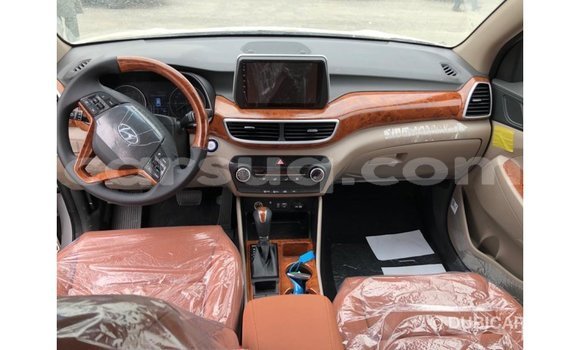 Acheter Import Voiture Hyundai Tucson Blanc à Import - Dubai, Barh el Gazel Acheter Import Voiture Hyundai Tucson Blanc à Import - Dubai, Barh el Gazel
