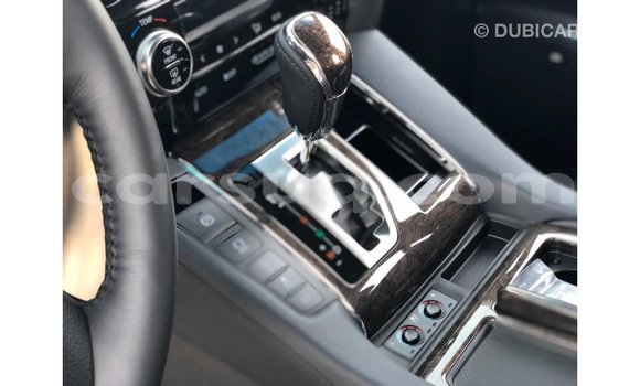 Acheter Import Voiture Toyota Alphard Blanc à Import - Dubai, Barh el Gazel Acheter Import Voiture Toyota Alphard Blanc à Import - Dubai, Barh el Gazel