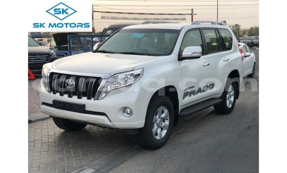 Acheter Import Voiture Toyota Prado Blanc à Import - Dubai, Barh el Gazel Acheter Import Voiture Toyota Prado Blanc à Import - Dubai, Barh el Gazel