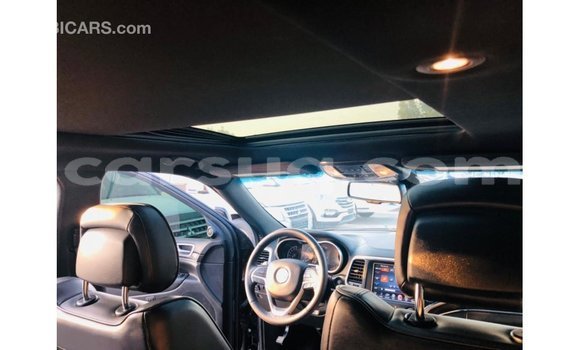 Acheter Import Voiture Jeep Grand Cherokee Noir à Import - Dubai, Barh el Gazel Acheter Import Voiture Jeep Grand Cherokee Noir à Import - Dubai, Barh el Gazel
