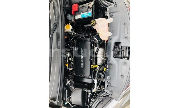 Acheter Import Voiture Chevrolet Sonic Autre à Import - Dubai, Barh el Gazel Acheter Import Voiture Chevrolet Sonic Autre à Import - Dubai, Barh el Gazel