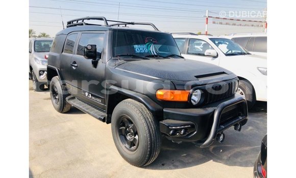 Acheter Import Voiture Toyota FJ Cruiser Noir à Import - Dubai, Barh el Gazel Acheter Import Voiture Toyota FJ Cruiser Noir à Import - Dubai, Barh el Gazel