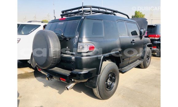Acheter Import Voiture Toyota FJ Cruiser Noir à Import - Dubai, Barh el Gazel Acheter Import Voiture Toyota FJ Cruiser Noir à Import - Dubai, Barh el Gazel