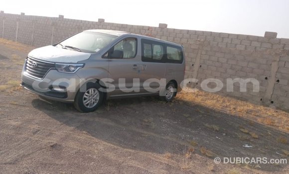 Acheter Import Voiture Hyundai Accent Marron à Import - Dubai, Barh el Gazel Acheter Import Voiture Hyundai Accent Marron à Import - Dubai, Barh el Gazel