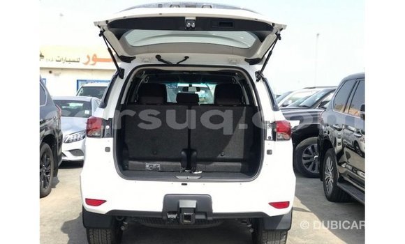 Buy Import Toyota Fortuner White Car in Import - Dubai in Barh el Gazel Buy Import Toyota Fortuner White Car in Import - Dubai in Barh el Gazel