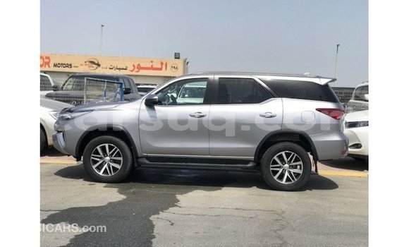 Acheter Import Voiture Toyota Fortuner Autre à Import - Dubai, Barh el Gazel Acheter Import Voiture Toyota Fortuner Autre à Import - Dubai, Barh el Gazel