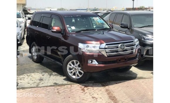 Acheter Import Voiture Toyota Land Cruiser Rouge à Import - Dubai, Barh el Gazel Acheter Import Voiture Toyota Land Cruiser Rouge à Import - Dubai, Barh el Gazel