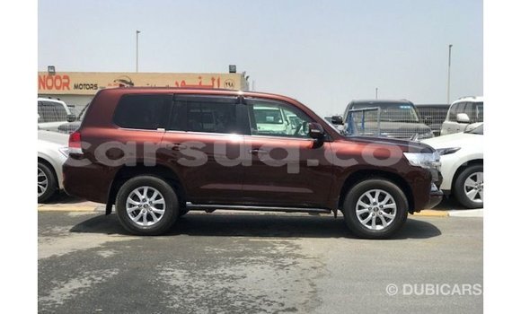 Acheter Import Voiture Toyota Land Cruiser Rouge à Import - Dubai, Barh el Gazel Acheter Import Voiture Toyota Land Cruiser Rouge à Import - Dubai, Barh el Gazel