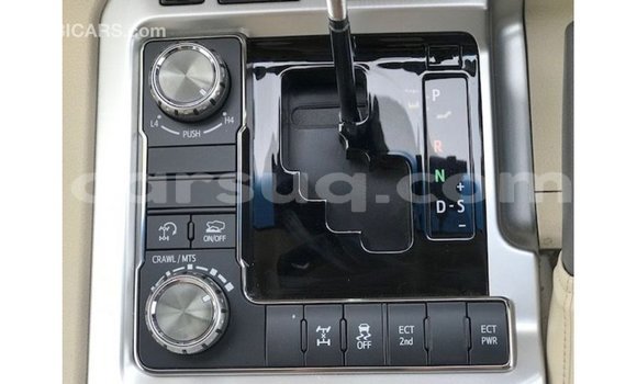 Acheter Import Voiture Toyota Land Cruiser Rouge à Import - Dubai, Barh el Gazel Acheter Import Voiture Toyota Land Cruiser Rouge à Import - Dubai, Barh el Gazel