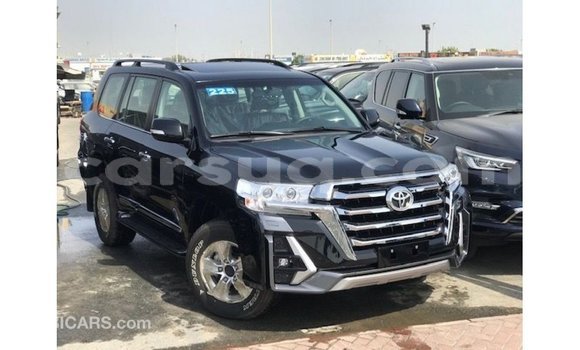 Acheter Import Voiture Toyota Land Cruiser Noir à Import - Dubai, Barh el Gazel Acheter Import Voiture Toyota Land Cruiser Noir à Import - Dubai, Barh el Gazel