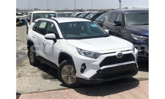 Acheter Import Voiture Toyota 4Runner Blanc à Import - Dubai, Barh el Gazel Acheter Import Voiture Toyota 4Runner Blanc à Import - Dubai, Barh el Gazel