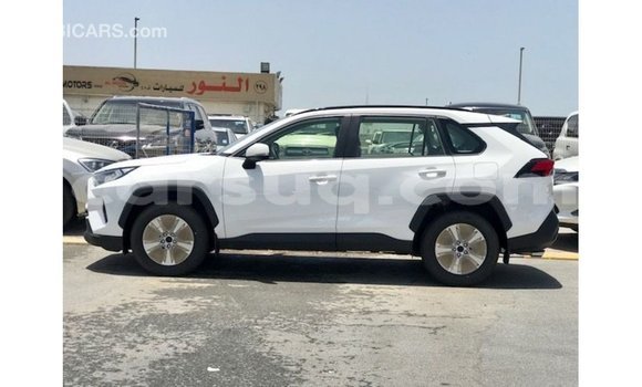 Acheter Import Voiture Toyota 4Runner Blanc à Import - Dubai, Barh el Gazel Acheter Import Voiture Toyota 4Runner Blanc à Import - Dubai, Barh el Gazel