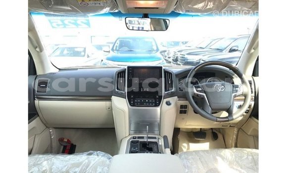 Acheter Import Voiture Toyota Land Cruiser Noir à Import - Dubai, Barh el Gazel Acheter Import Voiture Toyota Land Cruiser Noir à Import - Dubai, Barh el Gazel
