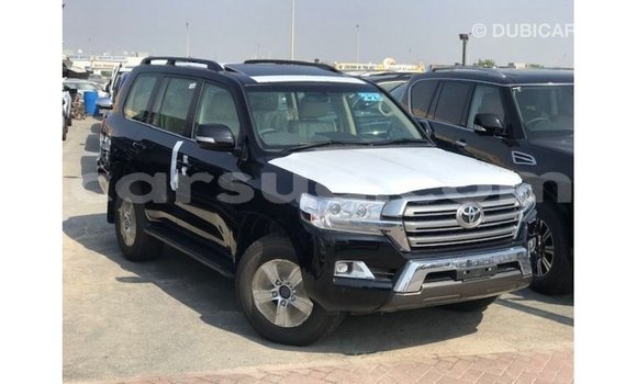 Acheter Import Voiture Toyota Land Cruiser Noir à Import - Dubai, Barh el Gazel Acheter Import Voiture Toyota Land Cruiser Noir à Import - Dubai, Barh el Gazel