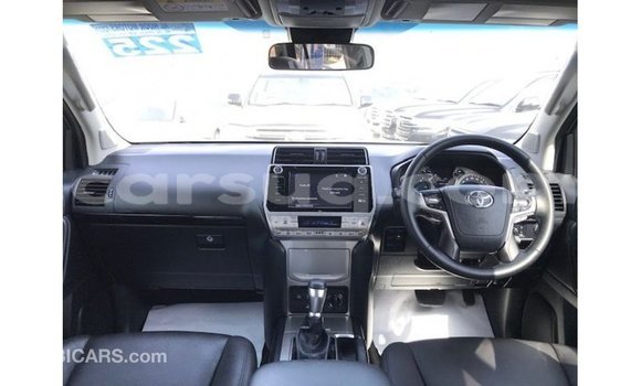 Acheter Import Voiture Toyota Prado Bleu à Import - Dubai, Barh el Gazel Acheter Import Voiture Toyota Prado Bleu à Import - Dubai, Barh el Gazel