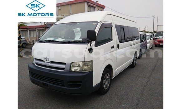 Acheter Import Voiture Toyota Hiace Blanc à Import - Dubai, Barh el Gazel Acheter Import Voiture Toyota Hiace Blanc à Import - Dubai, Barh el Gazel