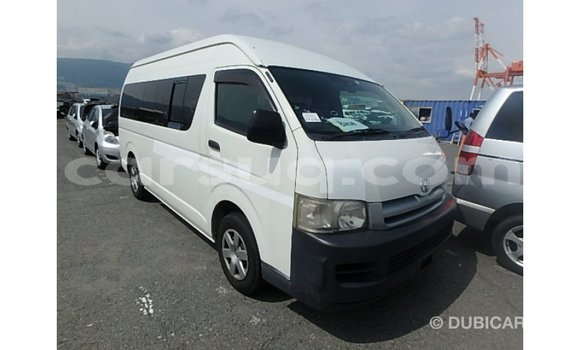 Acheter Import Voiture Toyota Hiace Blanc à Import - Dubai, Barh el Gazel Acheter Import Voiture Toyota Hiace Blanc à Import - Dubai, Barh el Gazel
