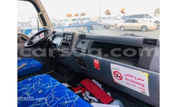 Acheter Import Utilitaire Mitsubishi L400 Blanc à Import - Dubai, Barh el Gazel Acheter Import Utilitaire Mitsubishi L400 Blanc à Import - Dubai, Barh el Gazel