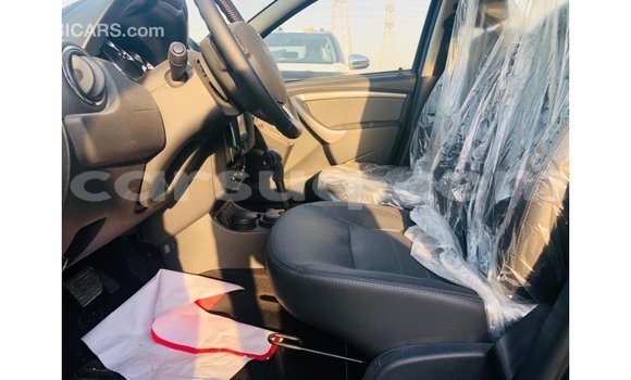 Acheter Import Voiture Renault Duster Noir à Import - Dubai, Barh el Gazel Acheter Import Voiture Renault Duster Noir à Import - Dubai, Barh el Gazel