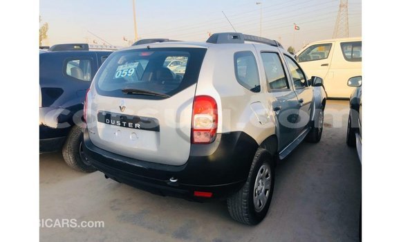 Acheter Import Voiture Renault Duster Noir à Import - Dubai, Barh el Gazel Acheter Import Voiture Renault Duster Noir à Import - Dubai, Barh el Gazel