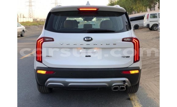 Buy Import Kia Carens White Car in Import - Dubai in Barh el Gazel Buy Import Kia Carens White Car in Import - Dubai in Barh el Gazel