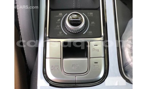 Buy Import Kia Carens White Car in Import - Dubai in Barh el Gazel Buy Import Kia Carens White Car in Import - Dubai in Barh el Gazel