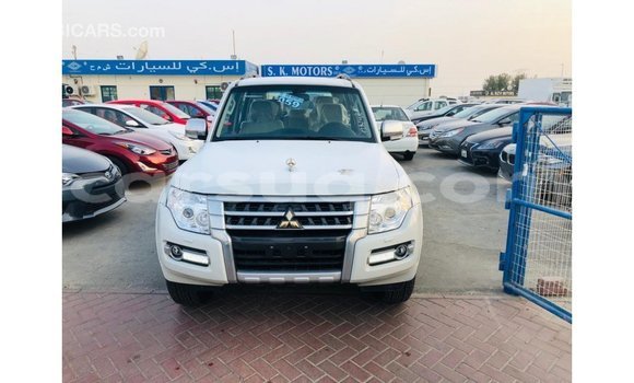 Buy Import Mitsubishi Pajero White Car in Import - Dubai in Barh el Gazel Buy Import Mitsubishi Pajero White Car in Import - Dubai in Barh el Gazel