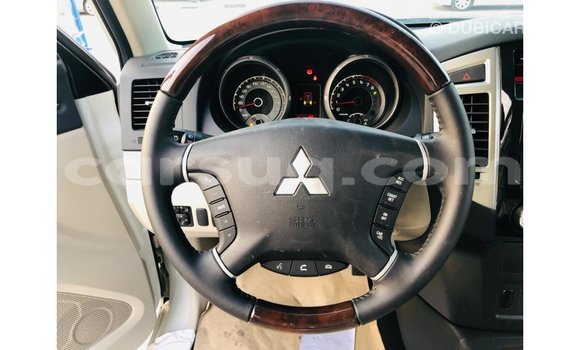 Buy Import Mitsubishi Pajero White Car in Import - Dubai in Barh el Gazel Buy Import Mitsubishi Pajero White Car in Import - Dubai in Barh el Gazel