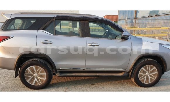 Acheter Import Voiture Toyota Fortuner Autre à Import - Dubai, Barh el Gazel Acheter Import Voiture Toyota Fortuner Autre à Import - Dubai, Barh el Gazel