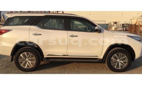 Acheter Import Voiture Toyota Fortuner Autre à Import - Dubai, Barh el Gazel Acheter Import Voiture Toyota Fortuner Autre à Import - Dubai, Barh el Gazel