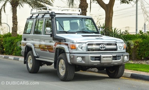 Acheter Import Voiture Toyota Land Cruiser Autre à Import - Dubai, Barh el Gazel Acheter Import Voiture Toyota Land Cruiser Autre à Import - Dubai, Barh el Gazel