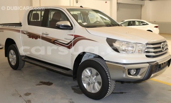 Acheter Import Voiture Toyota Hilux Blanc à Import - Dubai, Barh el Gazel Acheter Import Voiture Toyota Hilux Blanc à Import - Dubai, Barh el Gazel