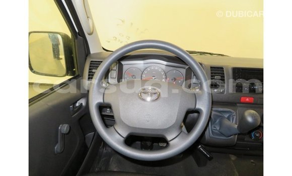 Acheter Import Voiture Toyota Hiace Blanc à Import - Dubai, Barh el Gazel Acheter Import Voiture Toyota Hiace Blanc à Import - Dubai, Barh el Gazel